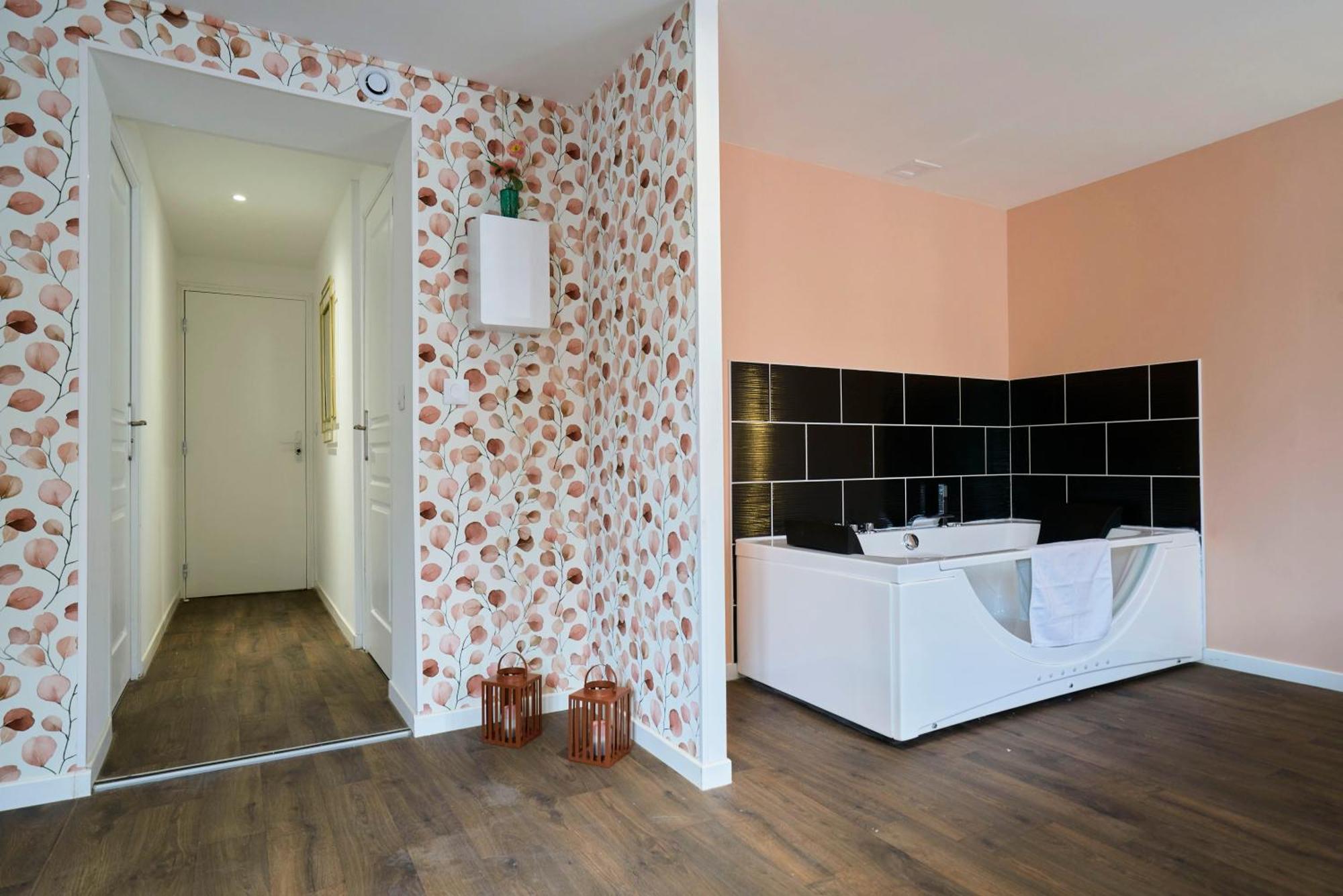 Ng Prestige L Lille L Tourcoing - Bouvines Balneo Exterior foto